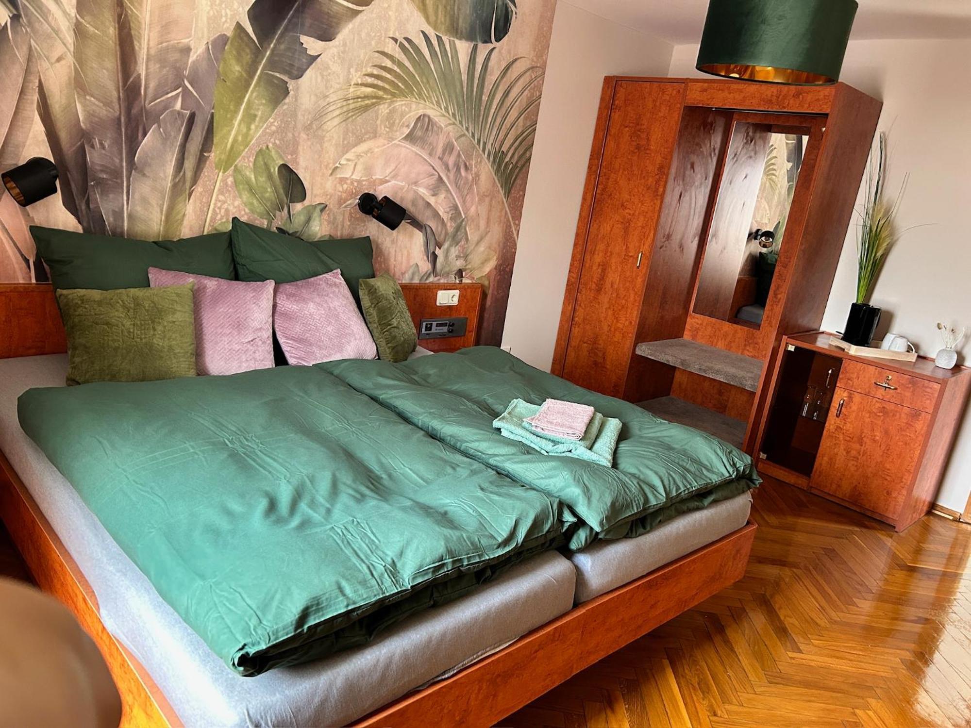 Pension Faulpelz - Doppelzimmer Flora Niederorschel Luaran gambar